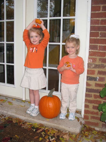 2006_10_30 JnC pumkin fun.jpg